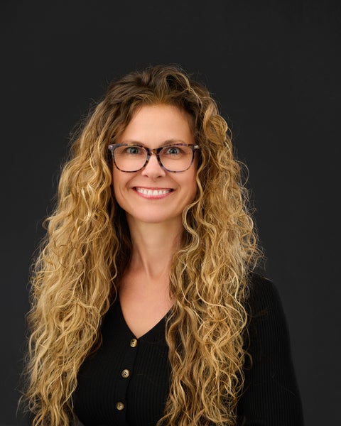 Melanie Bueker, Realtor